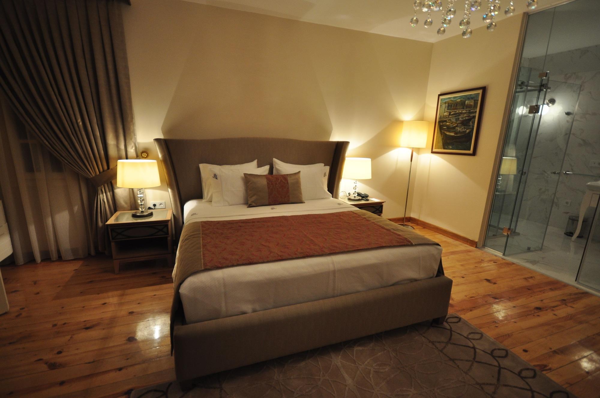 Levante 4*